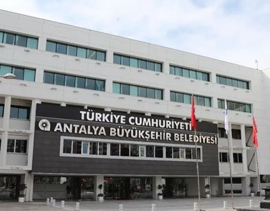 Antalya Büyükşehir Belediyesi’ne operasyon!