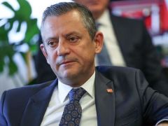 Emin Çölaşan: Türkiye’de herkes Özgür Özel’den bahsediyor
