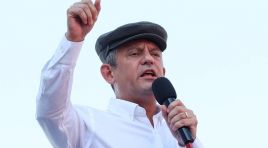 Özgür Özel’den Adıyaman’da ‘Geri adım atarsam ülkeyi 100 yıl geriye götürecek’