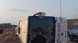 Kuzey Marmara Otoyolu’nda yolcu otobüsü devrildi!