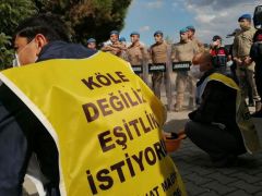 Çiğdem Toker:Grev Anayasal bir hak olmasına karşın,fiilen kullanılamaz hale getirildi