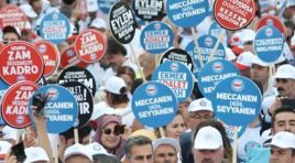Memur ile memur emeklisine yapılan zam buharlaştı