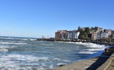 Giresun’da olumsuz koşullar nedeniyle denize girişler yasaklandı