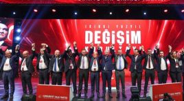 Kayyuma kurultay sürprizi!