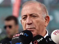 Kayyum Gürsel Tekin'”CHP BENİ DEĞİL İTİRAFÇILARI ATSIN”