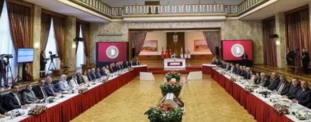 Süreç komisyonunda kavga çıktı: DEM Partililer toplantıdan ayrıldı!