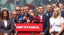 Özgür Özel, Sarıyer’deki CHP İstanbul İl Başkanlığı’na gitti