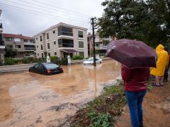İzmir’de sel felaketinde bir kişi kayboldu!
