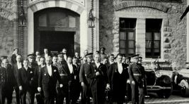 Cumhuriyet ‘Yaşasın’ sesleri ve alkışlarla ilan edildi…