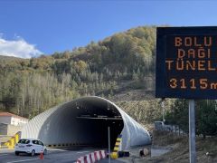 Bolu Dağı Tüneli İstanbul istikameti 5 saat ulaşıma kapalı kalacak
