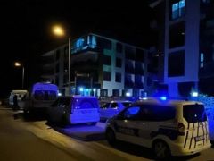 İzmir’de bir aile evlerinde ölü bulundu!