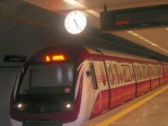 Raylara atlayan yolcu hayatını kaybetti…