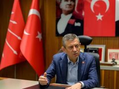 CHP lideri Özgür Özel, “ARTIK MİTİNGLERDE CHP’NİN ÇÖZÜM ÖNERİLERİ DUYULACAK”