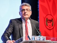 Kuzey Kıbrıs’ta seçimi Tufan Erhürman’ kazandı
