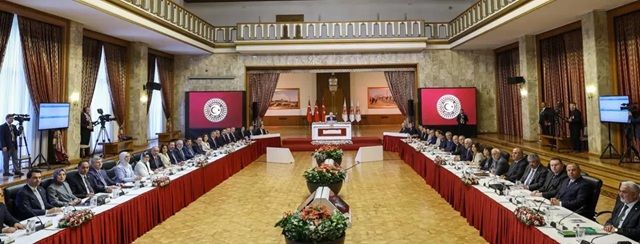 AKP’den flaş çıkış: Kayyım uygulaması düşmeli