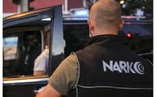 Van’da polis memuru uyuşturucu ile yakalandı