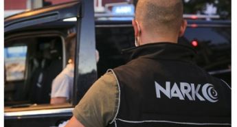 Van’da polis memuru uyuşturucu ile yakalandı