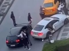 11. Yargı Paketi, TRAFİKTE YOL KESENE HAPİS CEZASI