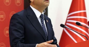 Özel, Türkiye’de fikren ve zikren iktidar ile muhalefetin yer değiştirdiğini belirtti