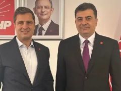 Deniz Yücel, CHP Sözcülüğü görevini Zeynel Emre’ye devretti