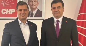 Deniz Yücel, CHP Sözcülüğü görevini Zeynel Emre’ye devretti