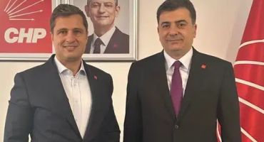 Deniz Yücel, CHP Sözcülüğü görevini Zeynel Emre’ye devretti