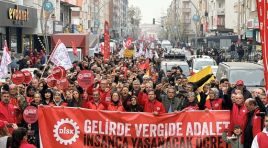 Gebze’de büyük işçi mitingi