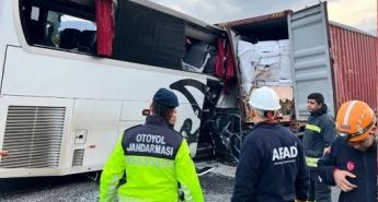 Osmaniye’de yolcu otobüsü TIR’a çarptı, Can kaybı ve yaralılar var