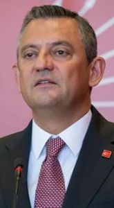 ÖZGÜR ÖZEL’DEN MUTLAK BUTLAN SONRASI İLK MESAJ
