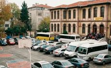İstanbul’da 19 devlet okulunun bahçesi, ders saatleri dışında ücretli otopark