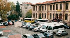 İstanbul’da 19 devlet okulunun bahçesi, ders saatleri dışında ücretli otopark