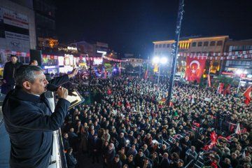 Özgür Özel,mücadeleyi büyüttükçe biz kazanacağız, kötülük kaybedecek.