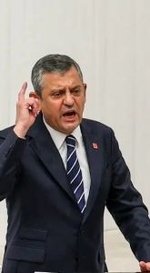 Özgür Özel, Yollara geçiş garantisi var, emekliye geçim garantisi yok