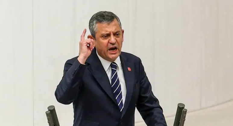 Özgür Özel, Yollara geçiş garantisi var, emekliye geçim garantisi yok