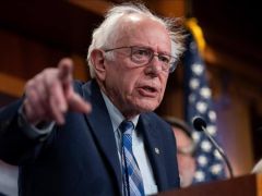 Senatör Bernie Sanders: “ABD’nin Venezuela’yı yönetme hakkı yoktur”