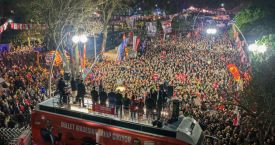 Özgür Özel“MİLLETİN EKMEĞİYLE OYNAYANLAR, BUNUN HESABINI SANDIKTA VERECEKLER”