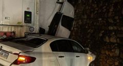 Burdur’da 2 otomobil ve TIR çarpıştı!