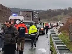 İstanbul-İzmir Otoyolu’nda kaza!