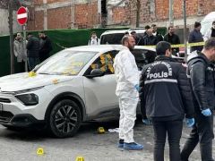 İstanbul’un göbeğinde otomatik silahla saldırı!