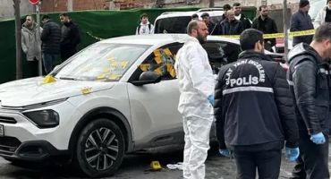 İstanbul’un göbeğinde otomatik silahla saldırı!