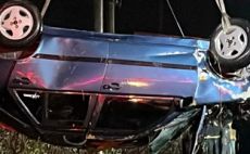 Kocaeli’de otomobil çaya düştü…