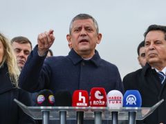 Özgür Özel’den ‘Ahmet Özer’ kararı için çok sert tepki!