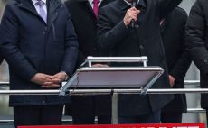 Özgür Özel,”20 BİN LİRAYLA GEÇİNİRLER’ DİYORLAR”