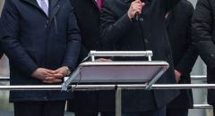 Özgür Özel,”20 BİN LİRAYLA GEÇİNİRLER’ DİYORLAR”