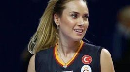 Voleybolcu Derya Çayırgan’dan iddialara yanıt