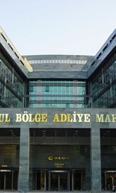 İstanbul’da adliyede silahlı saldırı: Savcı, kadın hakimi silahla vurdu!