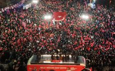 CHP lideri Özgür Özel’,Kimse kendini yalnız, güvencesiz ve bir başına hissetmeyecek