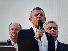 Özgür Özel,  Kimsenin karnı aç, sobası odunsuz, evi soğuk, evladı mutsuz olmayacak