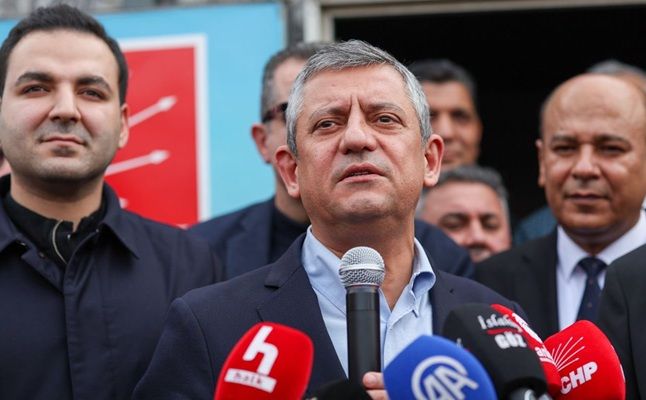 Özgür Özel,”SOKAKTA MÜCADE EDEREK SİYASET YAPACAĞIZ”