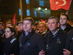 Özgür Özel, Adıyaman’da sessiz yürüyüşe katıldı